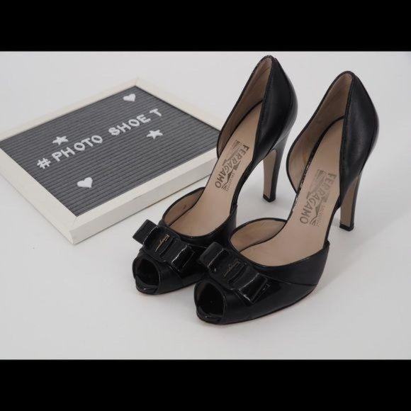 Salvatore Ferragamo Shoes - Salvatore Ferragamo Black bow pump heels